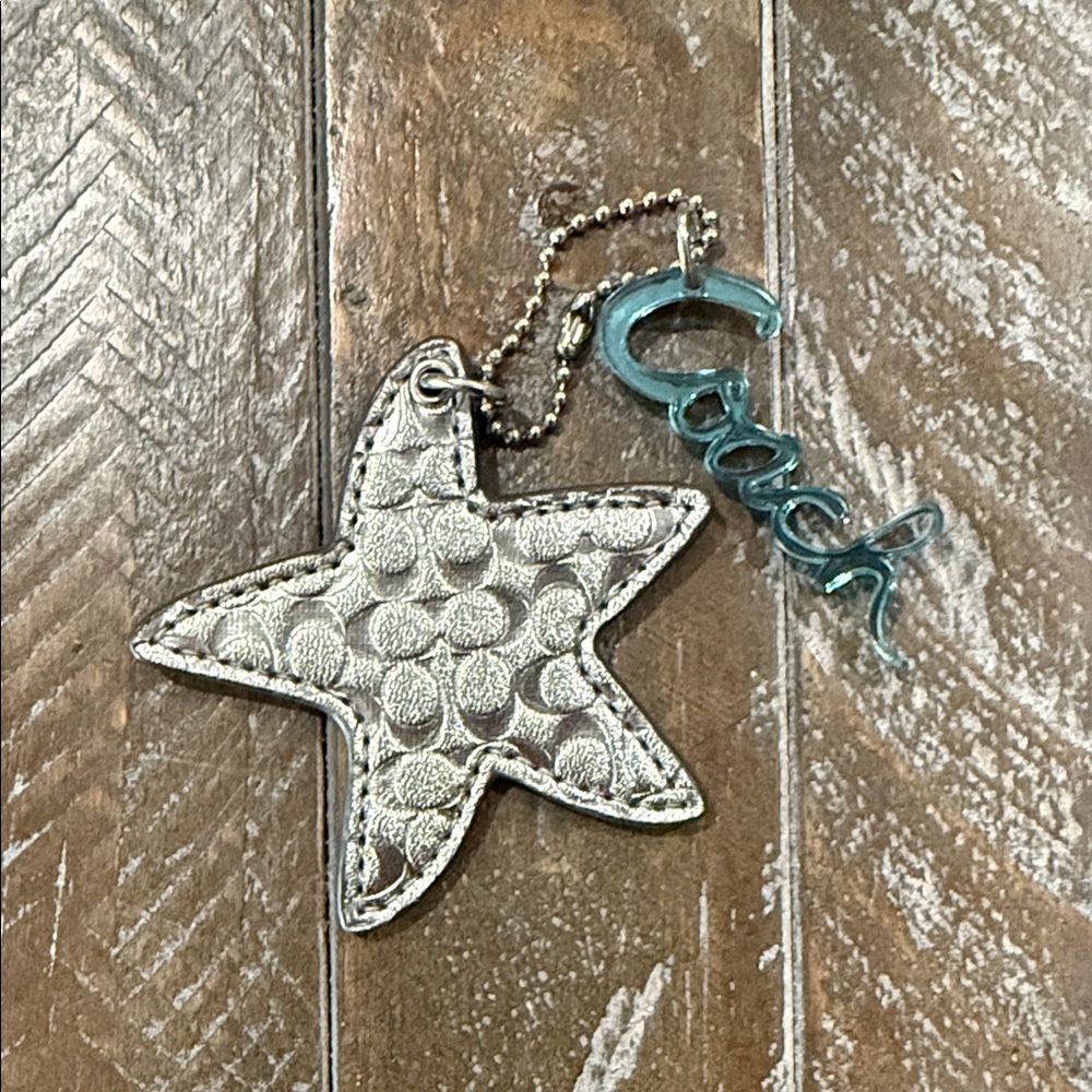 Coach Dempsey 22 Denim Signature Tote + Rare Starfish & Silver Charms - Picture 14 of 16